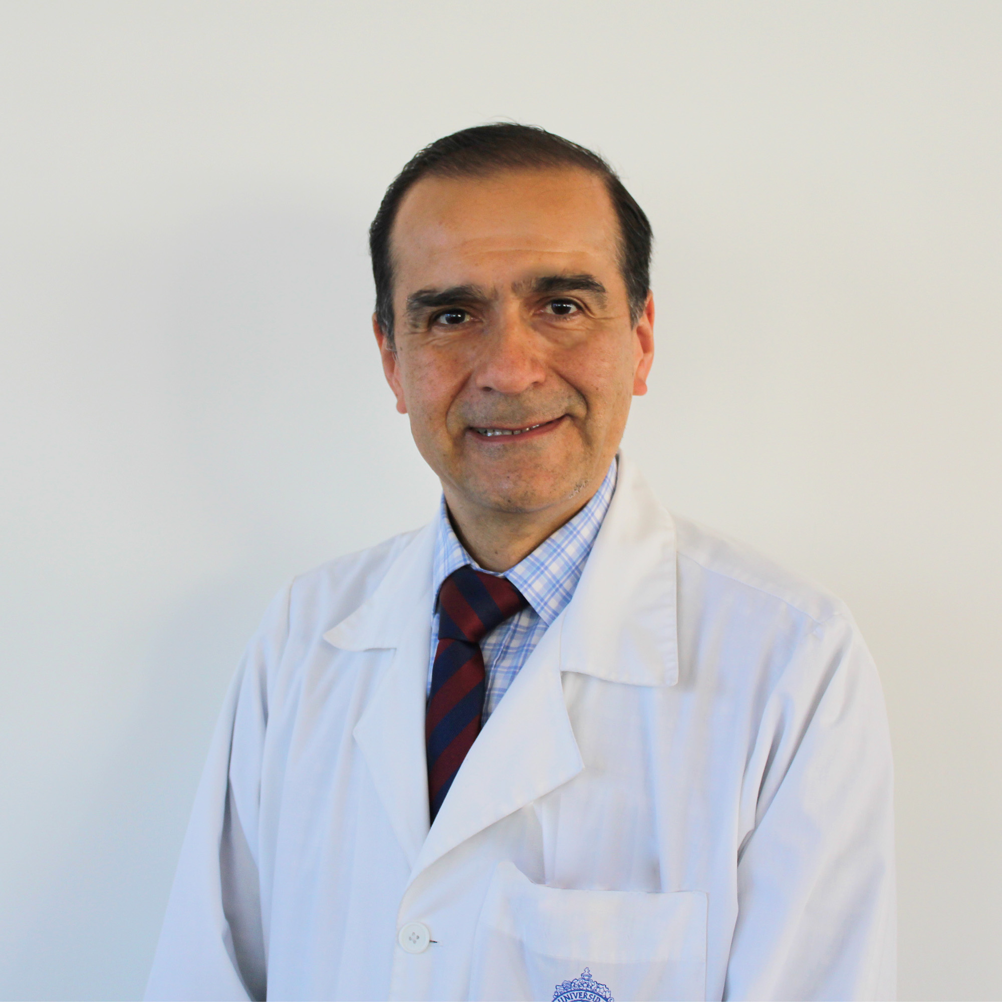 Dr. Manuel Álvarez L.