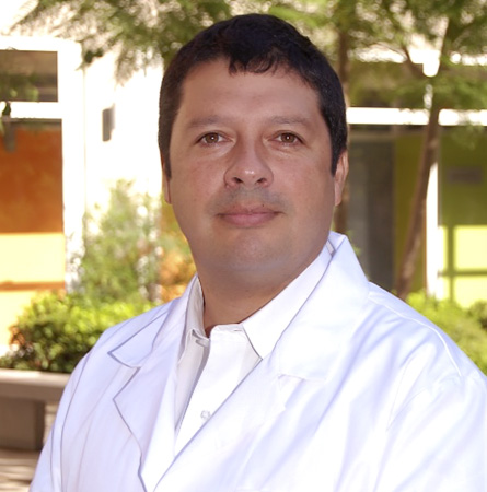 Dr. Mauricio Soto D.