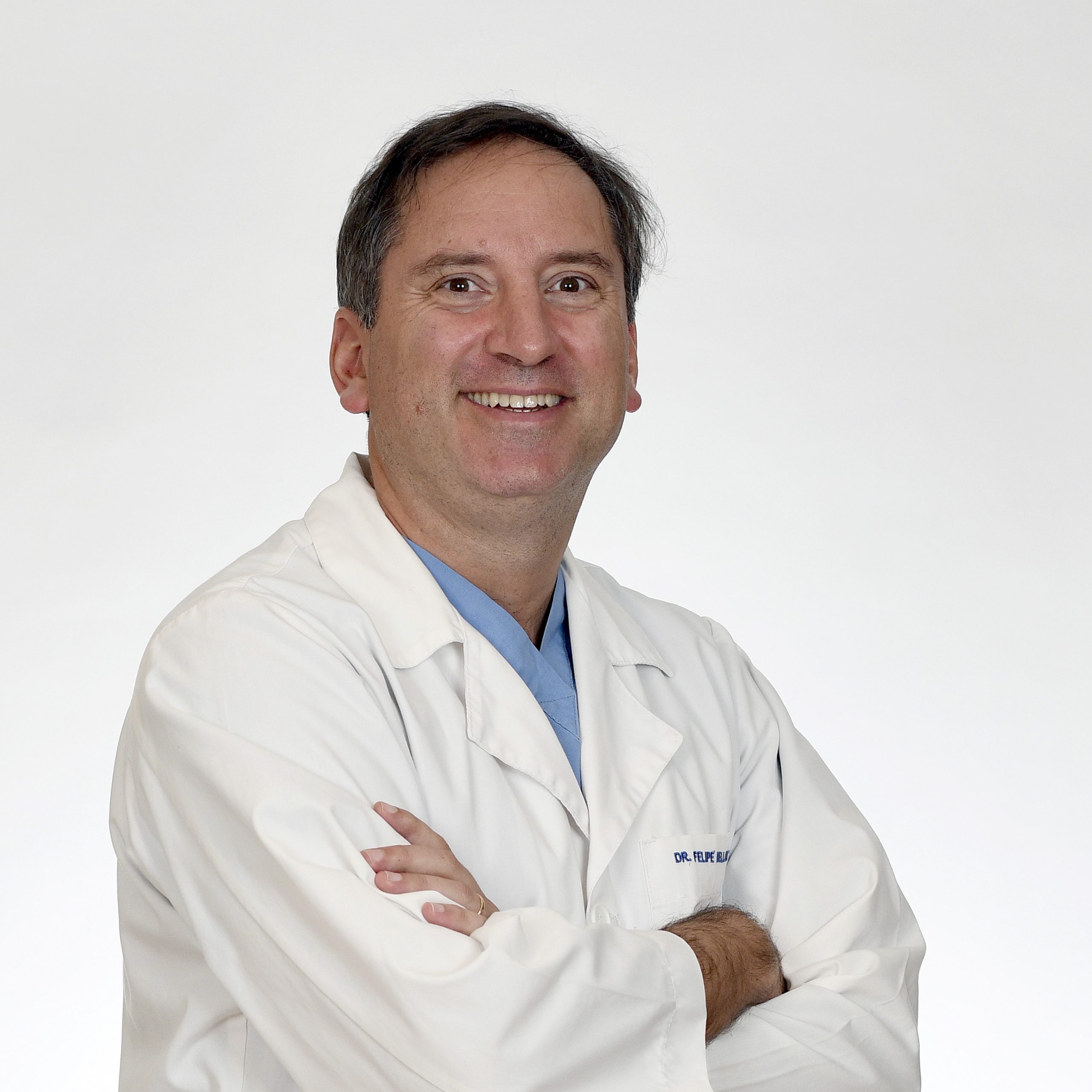 Dr. Felipe Bellolio R.