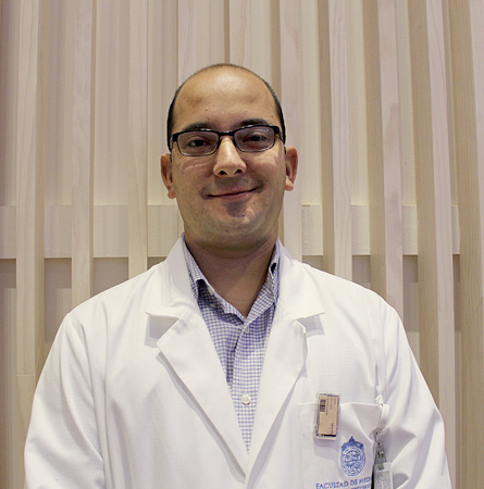 Dr. Gastón Astroza E.