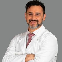 Dr. Rodrigo Liendo V.