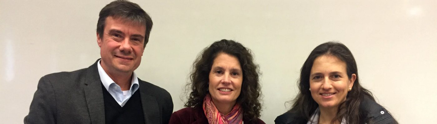 El Dr. Klaus Püschel, la Dra. Margozzini y Dra. Andrea Neumann del Minsal