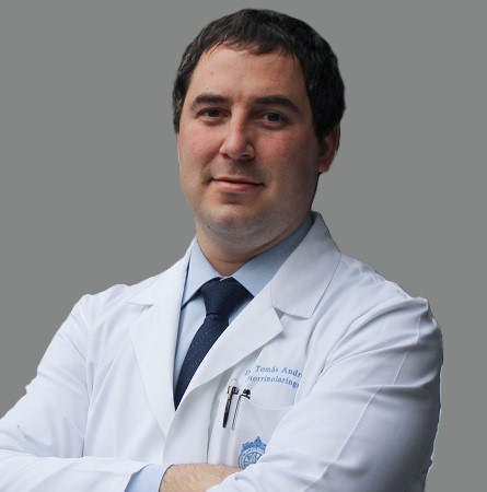 Dr. Tomás Andrade D.