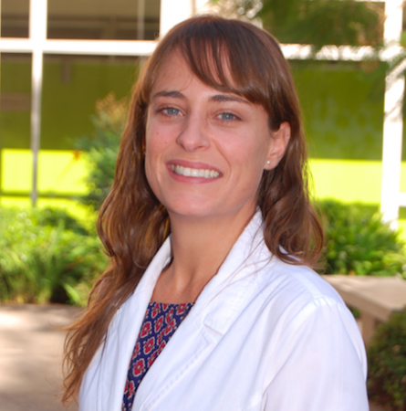 Dra. Andrea Rioseco C.