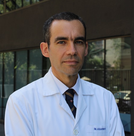 Dr. Alejandro Soza R.