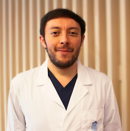 Dr. Mauricio López E.