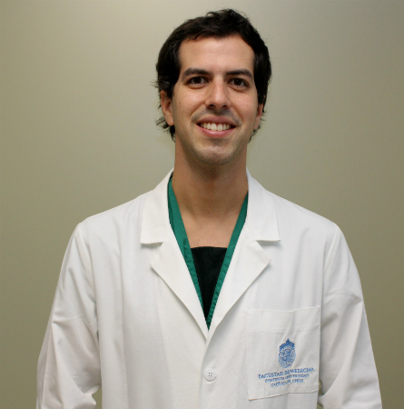 Dr. Francisco Cruzat