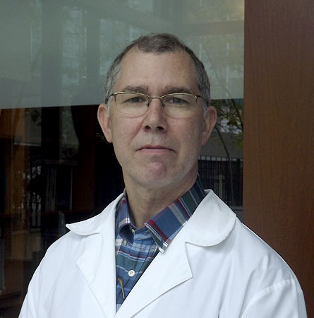 Dr. Andrés Navarrete