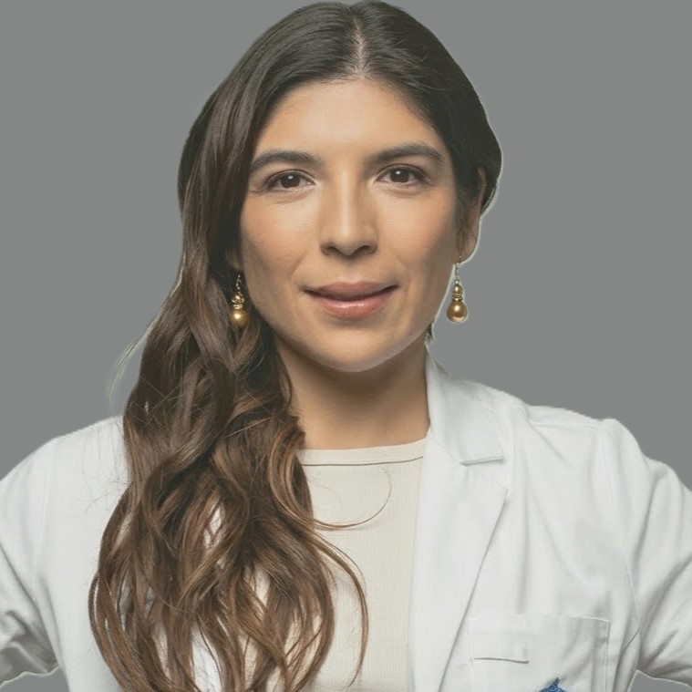 Dra. Andrea Ramírez B.
