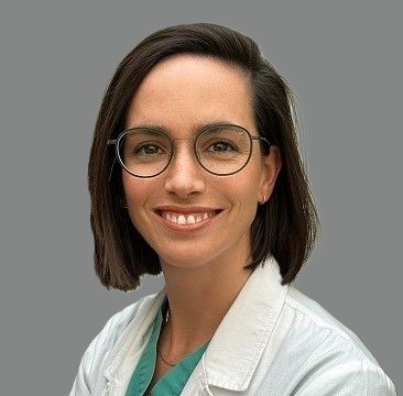 Dra. María Jesús Tuca D.